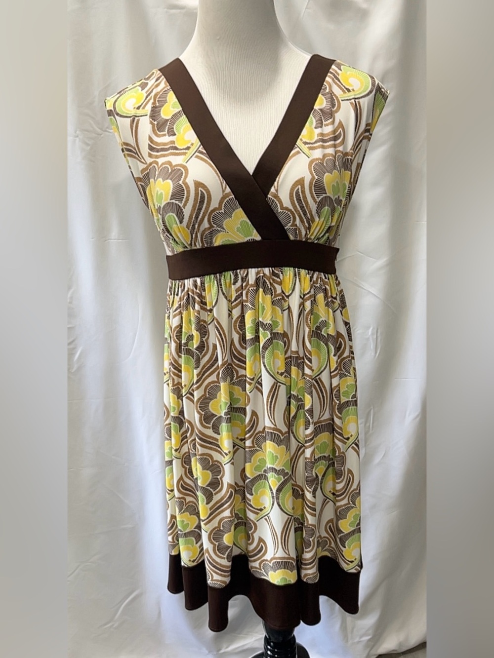 Maggy London Petite 12P Floral V-Neck Empire Waist Midi Dress Green Brown Retro